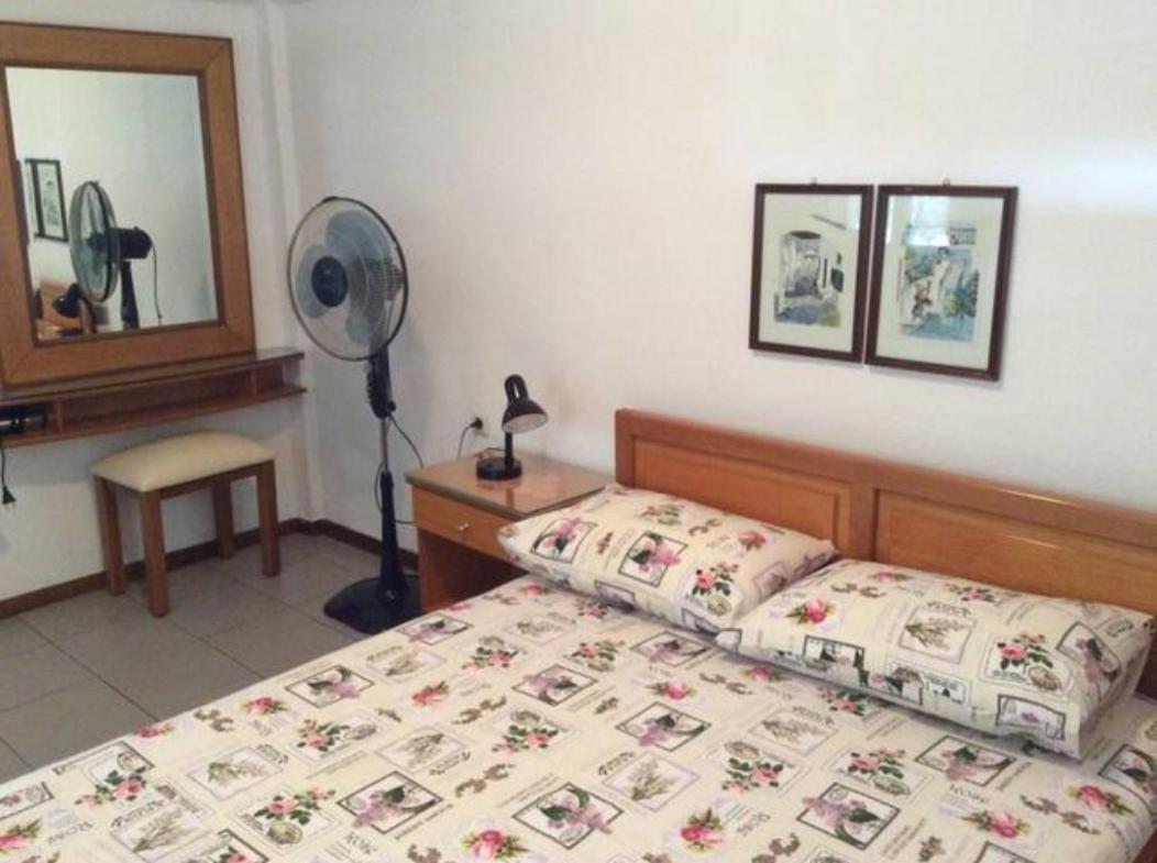 Lila Apartment